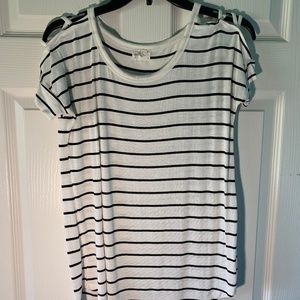 Cold Shoulder Scoop Neck Top